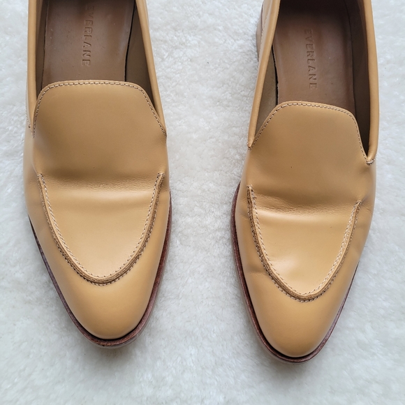 Everlane The Modern Loafer in Sand/Honey - Picture 4 of 10